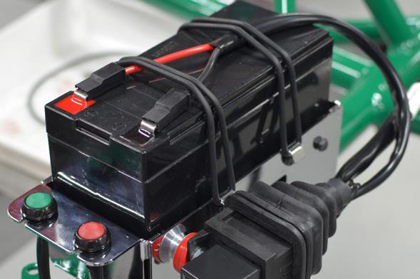 Secure the battery to its holder using the two rubber O- rings supplied.