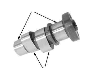 Install and diagonally tighten four nuts equally in a few steps. Torque: 20Nm (2.