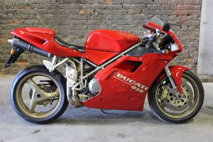 21 Ducati 916 Biposto Desmoquattro 1200 Mileage read: 81598km 1st registration: 08/06/1995