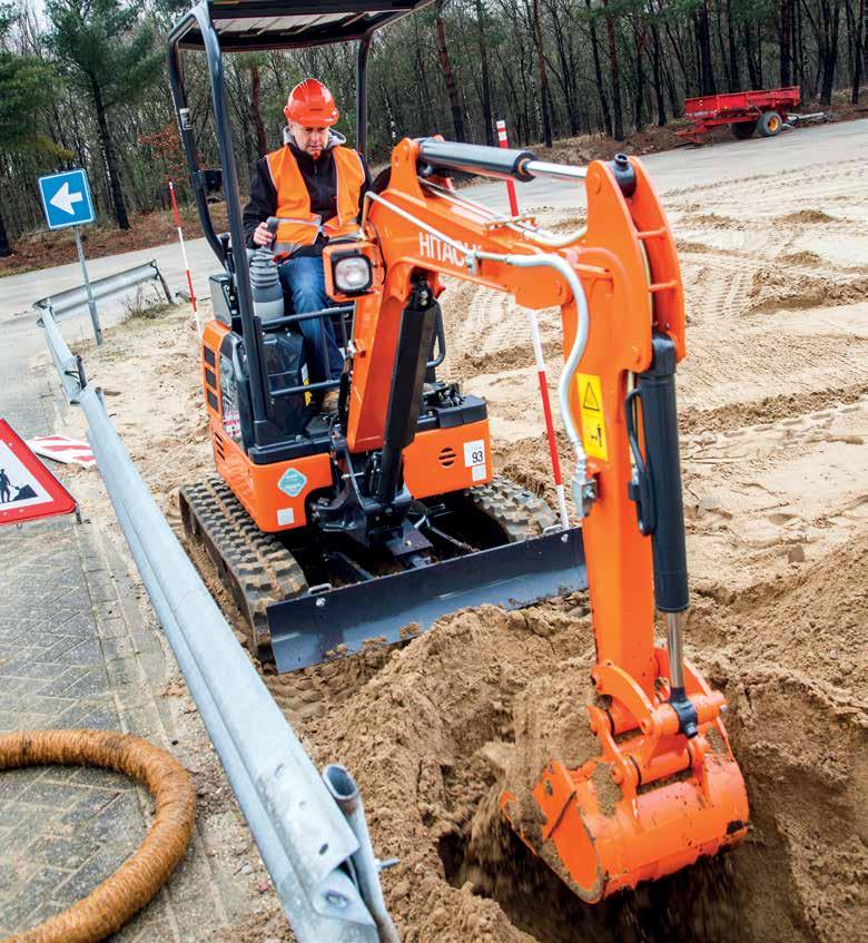 ZX17U-5 / ZX19U-5 PERFORMANCE The new ZAXIS mini excavator range delivers high levels of productivity, excellent fuel efficiency and durability on a variety of construction projects.