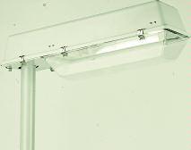 Closure: Stainless steel latches. Mirror reflector system: High anodized purest aluminium.