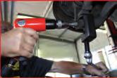 3886 Pneumatic chisel track rod loosener,0mm 0.4 55.3887 Pneumatic chisel hammer,0mm 0.5 55.3888 Pneumatic chisel loosening adapter,30mm 0.6 55.