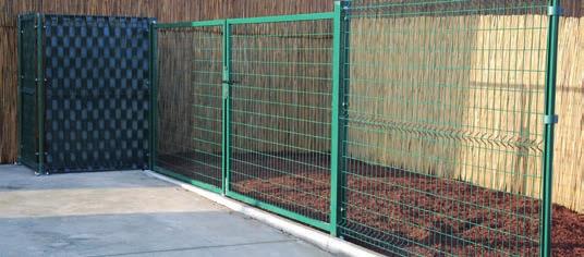 NAPOLI WIRE PANELS Epoxy-coated on galvanized core Ral 6005 green, Ral 9005 black or Ral 7016 anthracite Mesh 100 x 55 mm Wire Ø