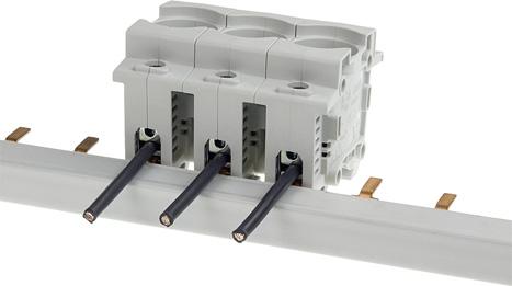 Busbars with fork plugs are used for the most frequently used NEOZED fuse bases made of ceramic.
