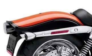 DYNA 177 Chassis Trim Fenders e. Side-Mount License Plate Kit Add a clean, custom look to the rear fender.