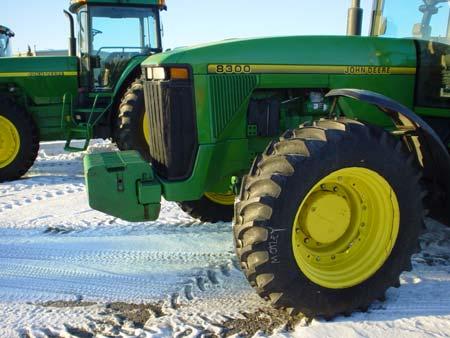 Recommended Tractor Specifications TRACTION: Front wheel assist (or 4 wheel drive) is recommended when pulling a