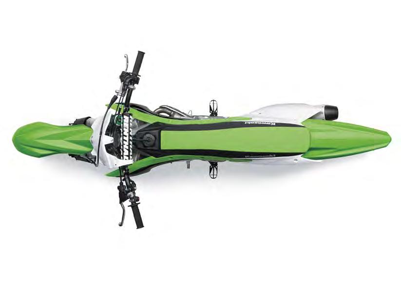 FACTORY-STYLE CHASSIS COMPONENTS AND TUNING Slimmer, adjustable rider interface Like on the KX450F, the KX250F s slim frame and the radiator orientation enabled the