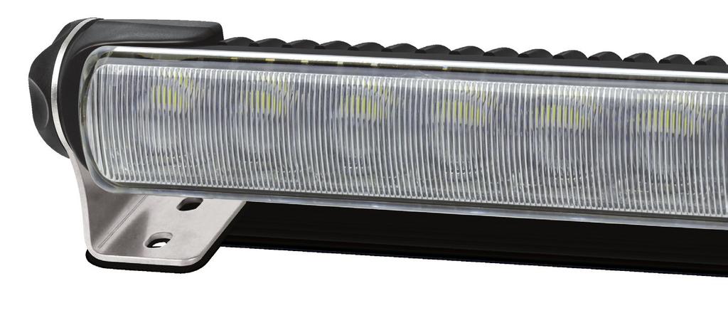 P/N 1GJ 958 1-621 RokLUME S700 LED Worklight - Close Range It is a high performance lamp with a light output of 2800 lumen with precision spread or spot type optics.