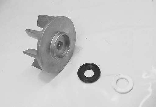 99000-25010: SUZUKI SUPER GREASE A or equivalent Install the impeller shaft, washer and O-ring to the water pump body.