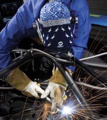 A Complete Line Of All-In-One MIG Welders Whether you need ultimate arc performance, power to weld thick metals, pulsed MIG to weld thin-gauge aluminum, the flexibility to go anywhere, or all of the