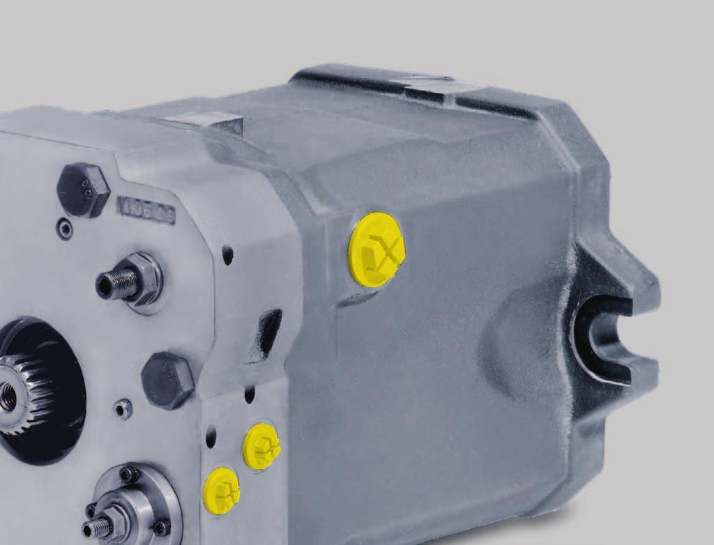HIGH PRESSURE HYDROSTATICS THROUGH-DRIVE MOTORS 15 Compact machines call for compact drive solutions. Less is more. The new PTO Through-Drive Motor.