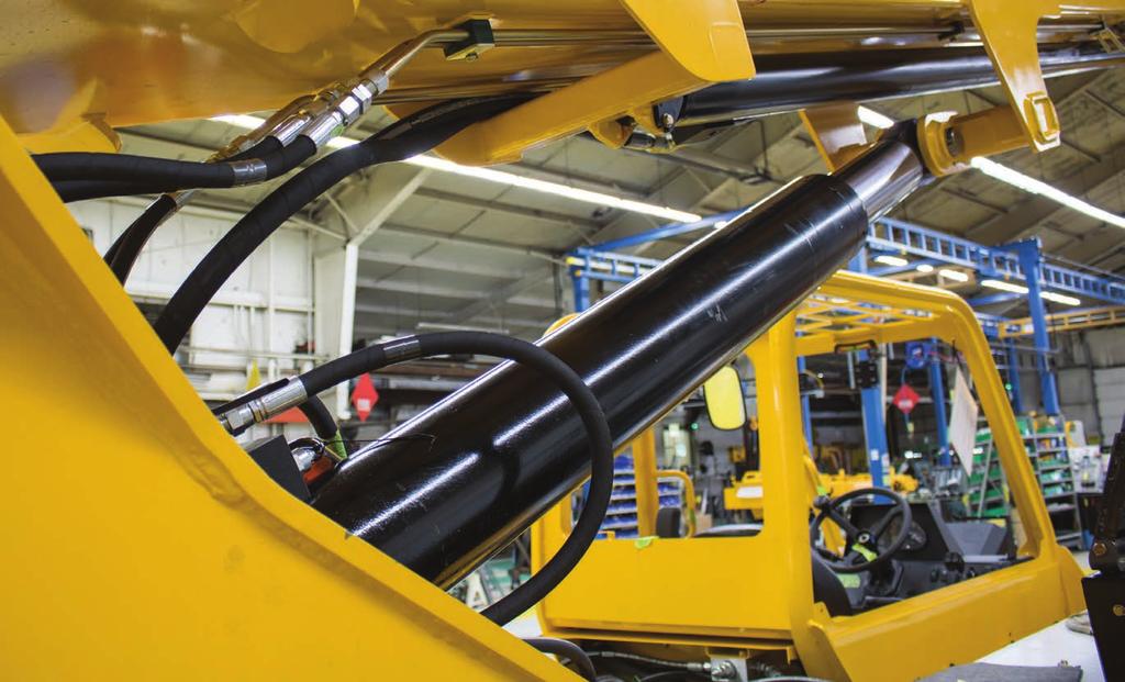 TELEHANDLERS // TRIED & TRUE HYDRAULICS Pettibone telehandlers have long been recognized for a hydraulic circuit that delivers exceptional controllability.