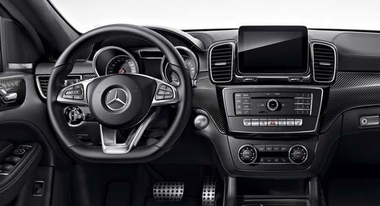 Interior Images 3-spoke multifunction flatbottom sports steering wheel