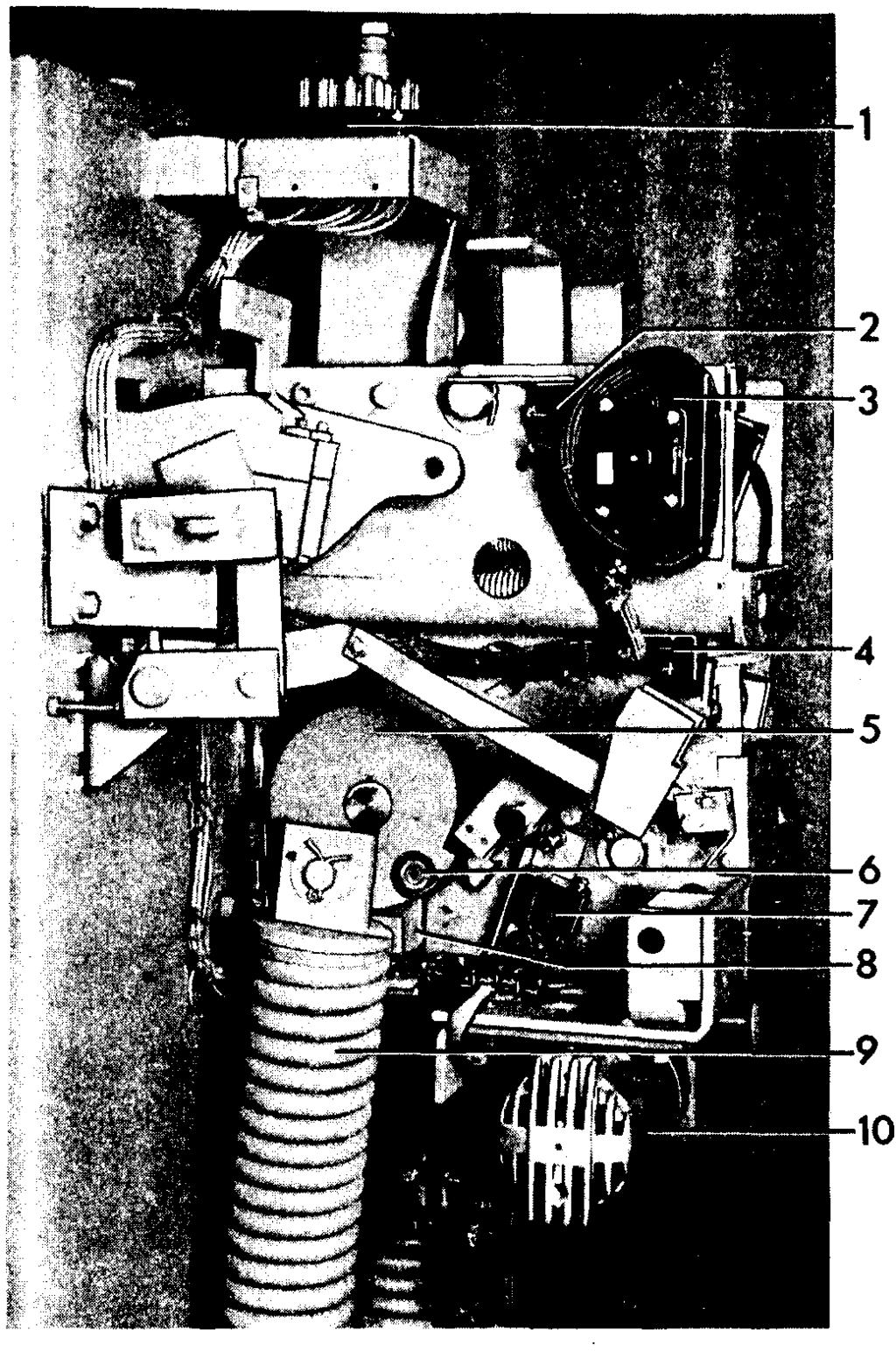.t Breaker GEK-31111 Figure 2. (8040932) Left Side View ML-13 Operating Mechanism 1. Secondary Coupler 2. Interlock Switches 3. Auxiliary Switch 4.
