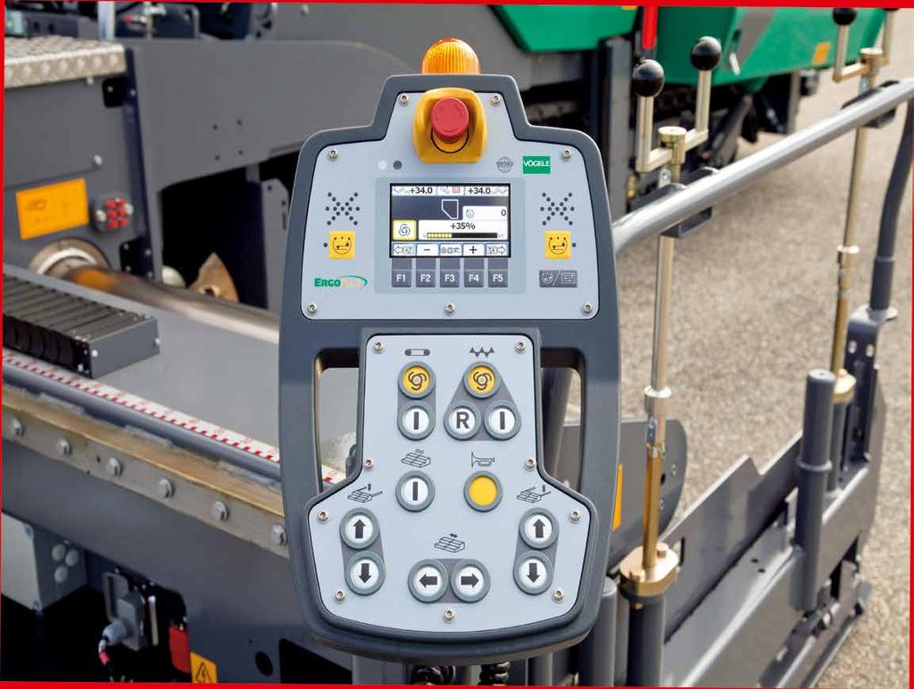 Important paver and screed data can be called up and adjusted from the screed console, too.