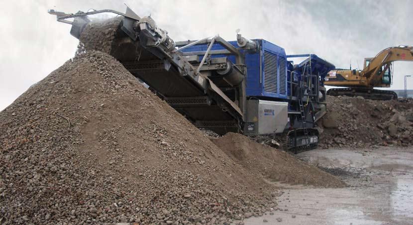 QUARRY LINE MOBIREX MR 122 The classic model among the mobile impact crushers is the MR 122 Z.