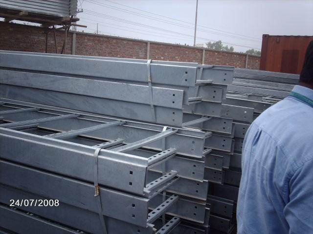 Ladder Cable Tray & Cable Mesh Part Size No Width(W) eight() Size(MM) (Inch) P130 100MM 75MM 100x75MM 4"x3" P131 100MM 100MM 100x100MM 4"x4" P132 150MM 75MM