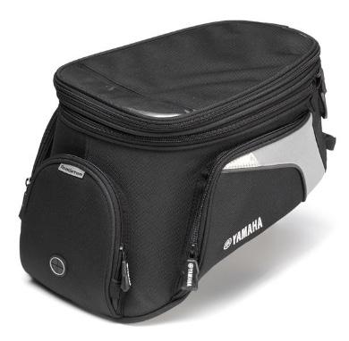 such as your wallet and mobile phone Features the Yamaha logo Includes hand carry grip at the front Includes shoulder strap and rain cover as well TANK BAG - CITY YME-FTBAG-CT-01 CHF 179.