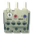 Contactors KNL CONTACTORS KNL40, KNL65 ACCESSORIES Two- and four-pole snap-on auxiliary switch blocks (mounting on a basic contactor) NDL5 Type Version Rated operational