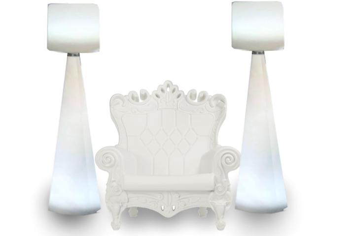 Baroque Package #4 Price: $370 1 Chair (Pink, White or Gold) 2 LED Floor