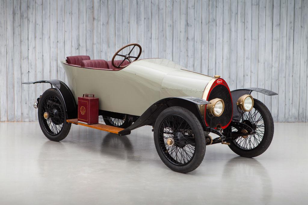 1914 Bugatti Type 15 Eight-Valve Registration UUE 679 A rare opportunity to acquire a striking example of Bugatti s ground breaking Eight-Valve.
