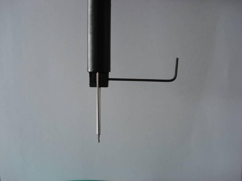 MANDREL HEX KEY STIRRER ADJUSTMENT The stirrer and the thermistor have to be at the