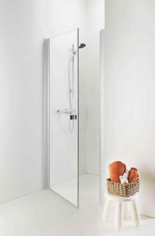 Showers IDO Showerama 8-0 Shower door in straight glass that opens both inwards and outwards. No base. The glasses are reversible. Adapted for surface pipe.