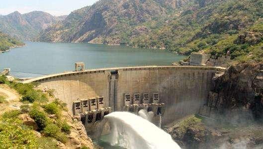 Energy Sector: The Cahora- Bassa Hydro Power Plant Providing clean electricity in Mozambique & Johannesburg World s longest rotor