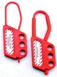 PERSONNEL LOCKOUT TAGOUT NYLON HASP Item Code VH-N33 VH-N36 A 110mm 114mm B 40mm 40mm C 3mm 6mm Injection molded one