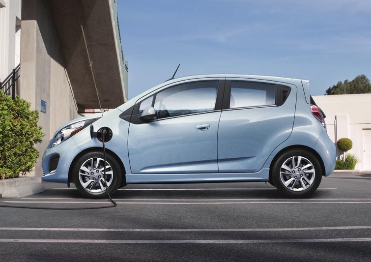 GETTING TO KNOW YOUR 2014 SPARK EV This Quick Reference Guide provides some tips to help you become familiar with the sophisticated Spark EV.