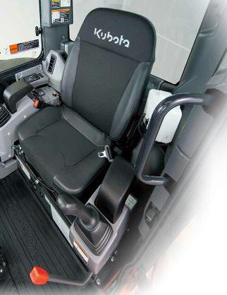 The deluxe reclining seat offers weight compensation, firm adjustable wrist support and retractable seat belts.