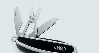 Sturdy aluminium frame and inside pocket. Branding: Audi rings.
