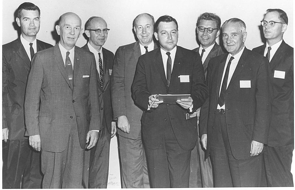 E17 EXECUTIVE COMMITTEE (1962 Annual Meeting): M. D. Graham, N. Y. State Department of Public Works; H. J. Litchfield, FAA (2nd Vice Chairman); T. H. Boone, NBS; C. L. Flooding, 3-M Co.; E. A. Whitehurst, Tennessee Highway Research Program (Chairman); J.