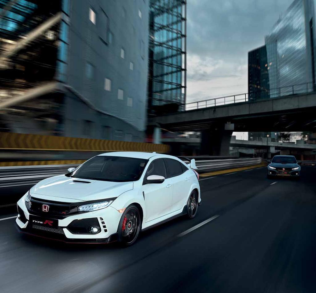 DRIVING DYNAMICS The steering response and cornering ability of the Type R has been greatly enhanced by a new high rigidity body frame and all new suspension system.