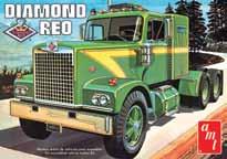 haulin' rig with AMT's Diamond Reo Tractor and the