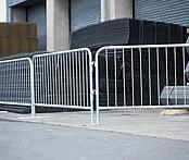 04 Pedestrian Barriers - steel 2.5m(L) x 1m(H) Minimum week hire 5.