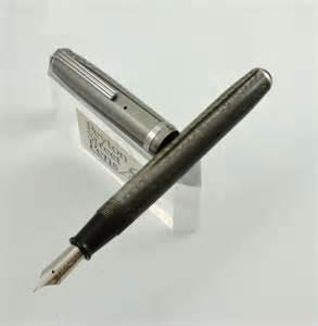 00 1940s Esterbrook green pearl J model with 2556 Firm Fine nib. Price: $35.00 New!