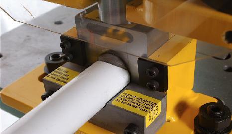 Backgauge Allows you to quickly set-up your machine to