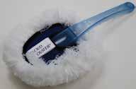 standard cotton dust mops. And unlike cotton dusters, there s absolutely no need for dust treatments or chemicals of any kind on the Cloud Duster Hand Wand.