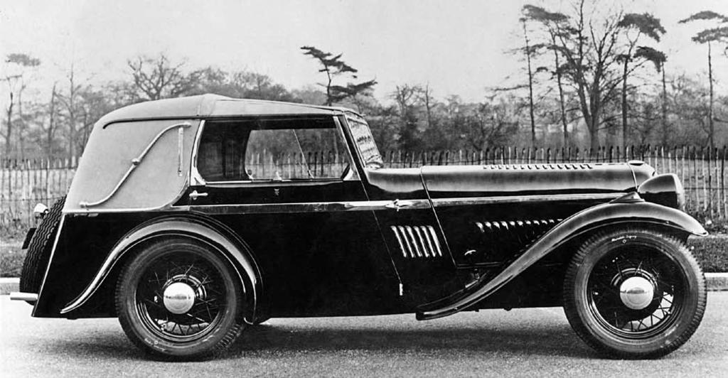 Like many of the Anglo-American cars of the 1930s, this 1936 Batten was powered by a Ford Flathead V8. (Courtesy motoringpicturelibrary.