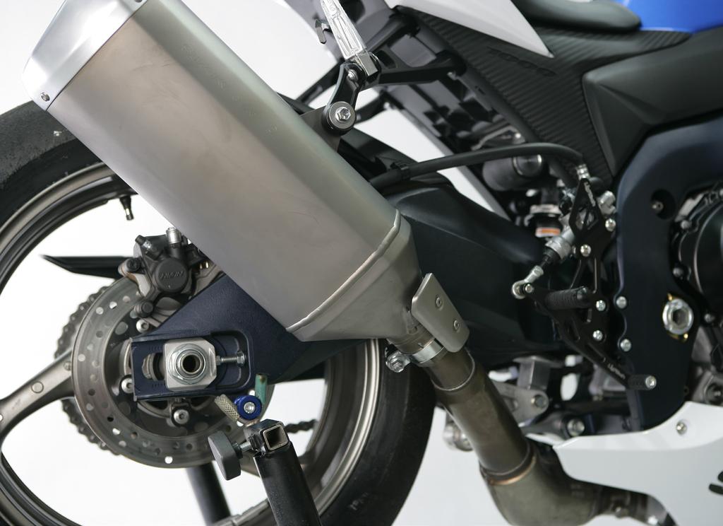 www.akrapovic.com REMOVAL OF STOCK EXHAUST SYSTEM: 1. 2. Put the motorcycle on a side stand, we recommend a racing stand. Make sure, that surface is solid and flat.