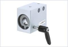 Pillow Block Style Linear Bushing with Clamp Levers, narrow mounting from above or from