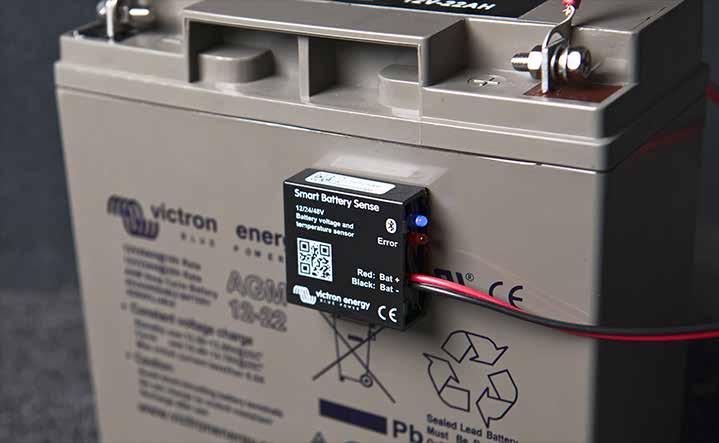 Improves battery charging By measuring voltage at the battery bank terminals, errors arising from voltage-loss due to cable resistance are avoided - guaranteeing the correct charge-voltage.