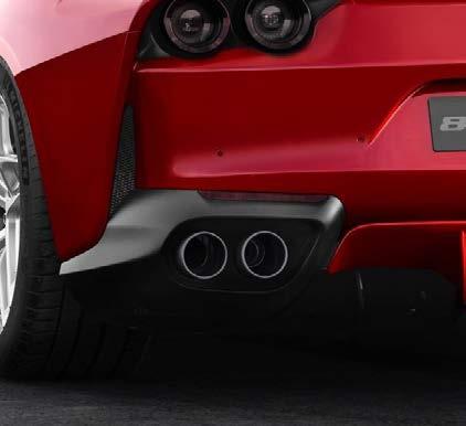 812 SUPERFAST TAILPIPE TIPS SPECIFIC FOR THE US MARKET The continuous quest for new materials to offer even better performance in every single detail has always been part of the Ferrari spirit.
