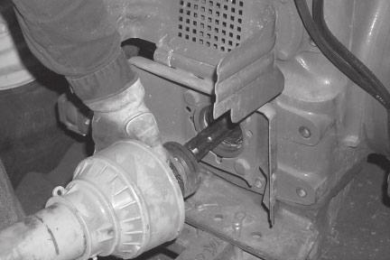 OPERATION 7. DRIVELINE ATTACHMENT The driveline yoke and tractor PTO shaft must be dirt free and greased for attachment.