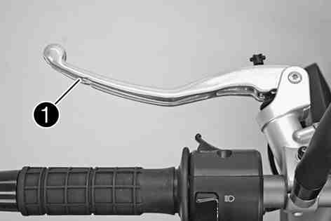 CONTROLS 19 5.1Clutch lever The clutch lever is fitted on the left side of the handlebar. The clutch is hydraulically operated and self-adjusting.
