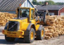 With more than 50 years of experience building machines for the log handling industry, Volvo s wheel loaders have a well-deserved reputation for high productivity, efficiency, reliability and