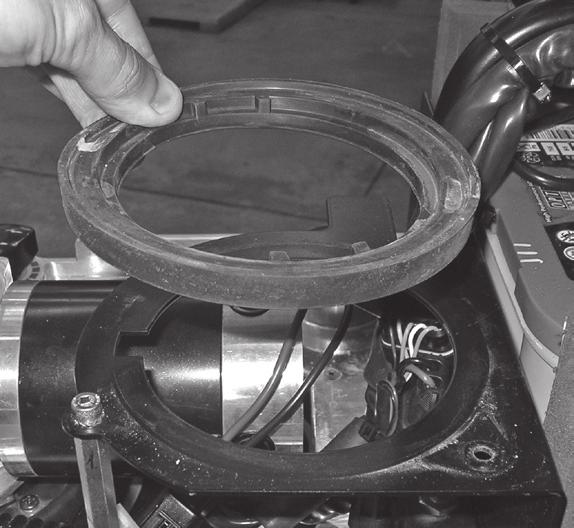 Remove the screws (D), recover the washers and nuts. 6. Remove the motor cover (E) and recover the gasket (F). 7.