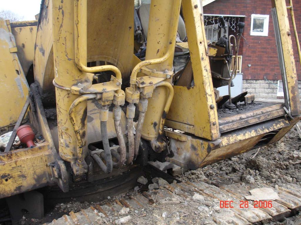 MIFACE INVESTIGATION #06MI209 SUBJECT: Heavy Equipment Operator Dies After Being Pinned Between the Boom and Cab of an Excavator Summary On December 4, 2006, a 51-year-old male heavy equipment