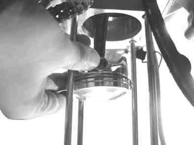 Cylinder Installation Procedures Securely fix cylinder dampers B, Apply engine oil to grooves